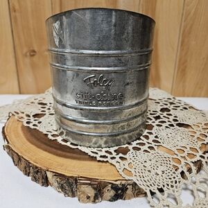 Vintage Foley Sift-Chine Triple Screen Flour Siifter With Handle Metal